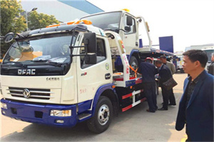 包河汽车道路救援拖车价格